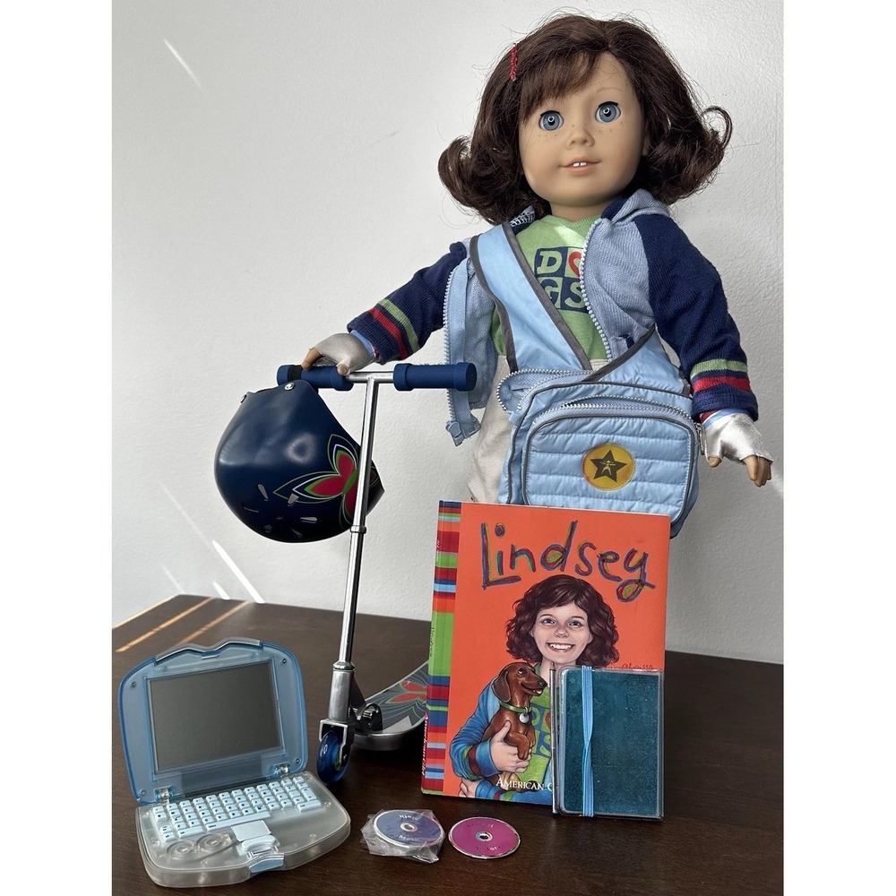 Lindsey Bergman Doll Scooter Laptop American Girl Pleasant Company Complete Book